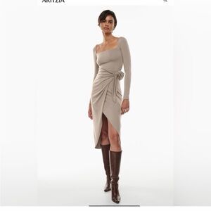 Aritzia Saturn long Sleeve Midi Wrap Dress XXS